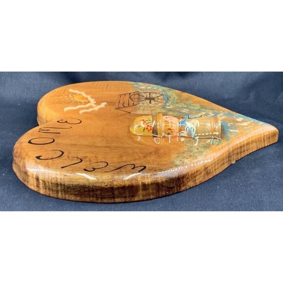 Folk Art Welcome Sign Wood Hand Painted Heart Shape 3D Figure Signed PK 8.5" - Picture 6 of 9